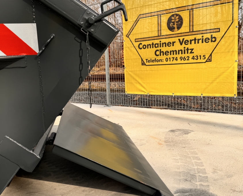 Absetz-Container mit Ladeklappe