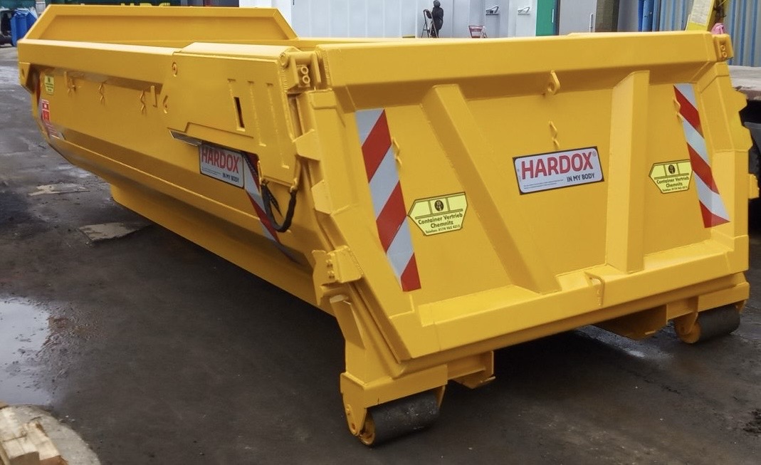 Abrollcontainer Halfpipe Hardox Hydraulische Heckklappe Decker-Containerbau RSM Erdbaucontainer Knipfer