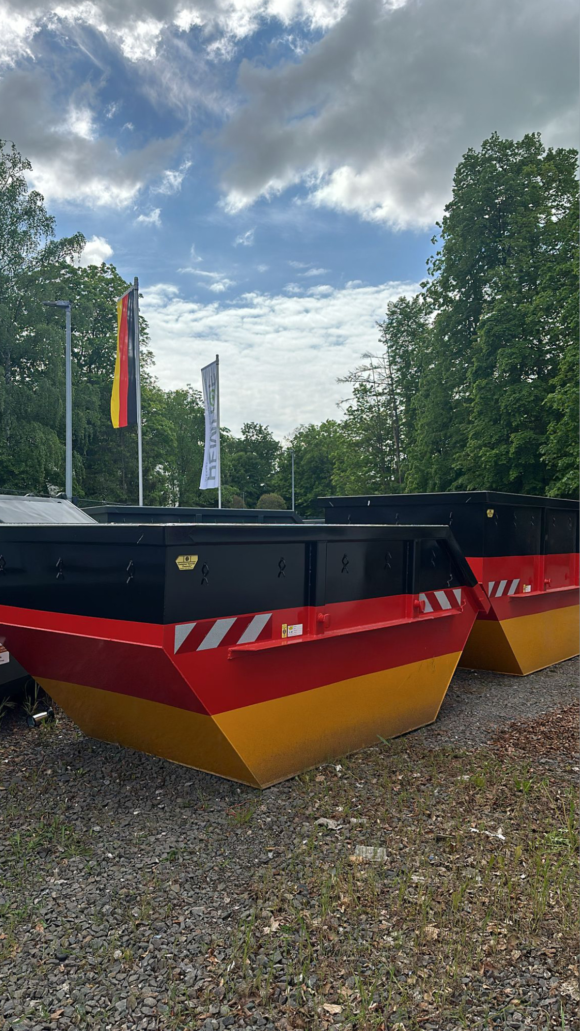 Absetzmulde DIN 30720 Polen günstig
Absetzbehälter 