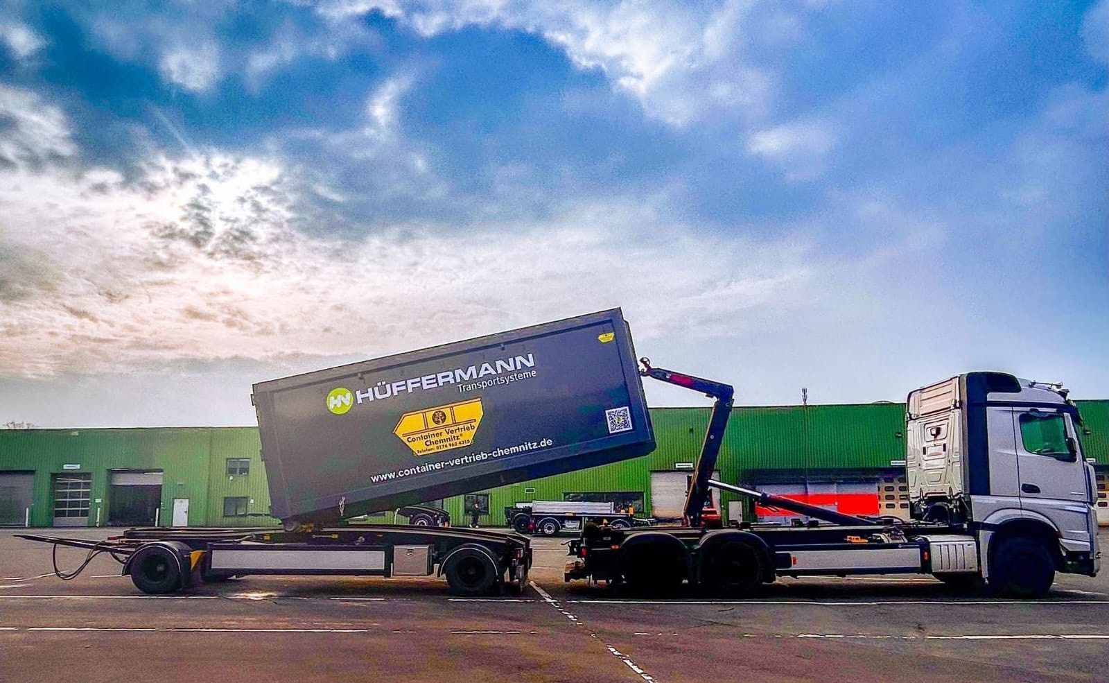 Abrollcontainer Eco Ecoline spantenlos spantenfrei Hüffermann Transportsysteme