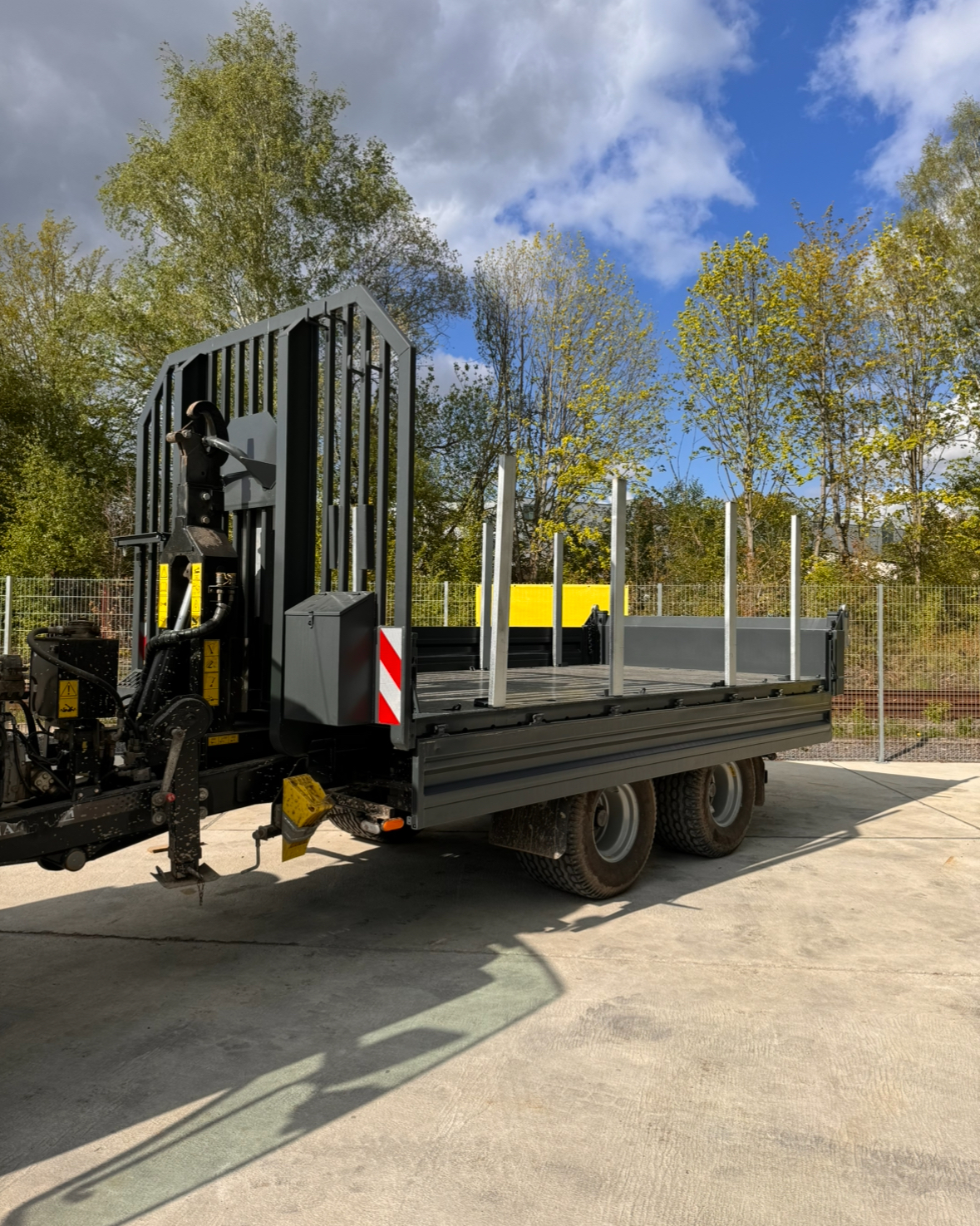 Abrollcontainer Pronar Bordwandcontainer Rungen 