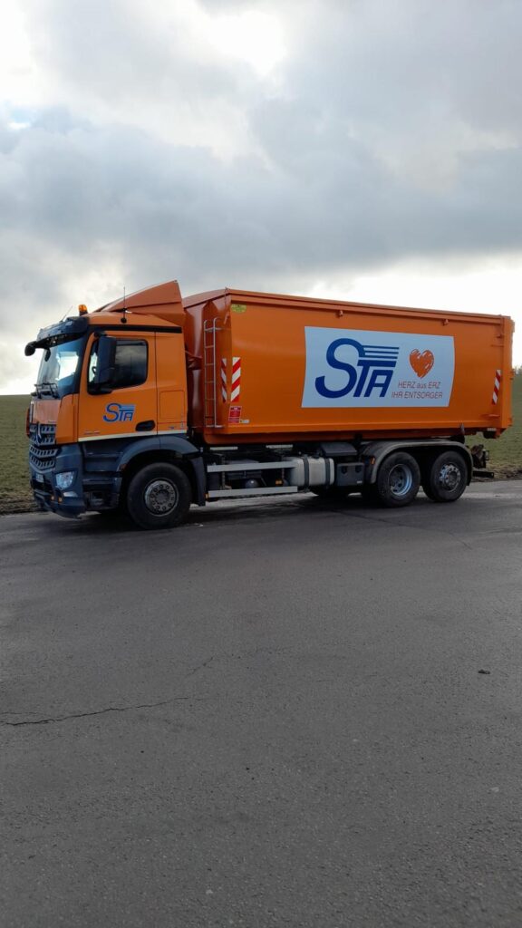 Abrollcontainer Eco spantenlos spantenfrei Löwe Container A1 Container  