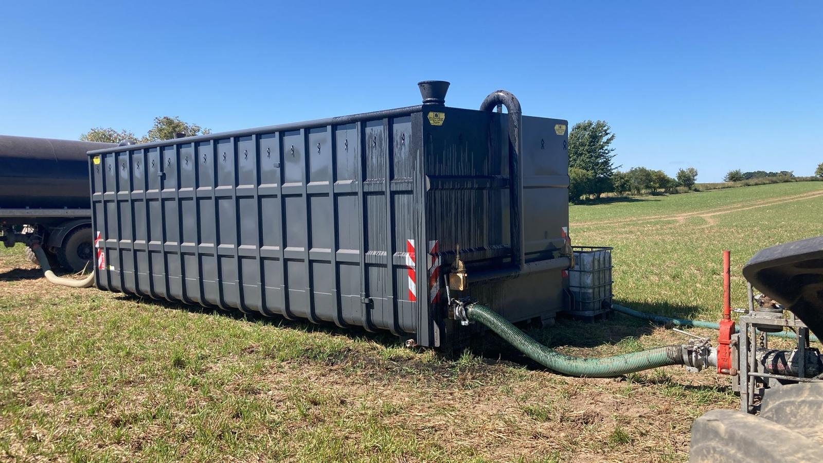 Abrollcontainer Wernsmann Gülle Feldrandcontainer 
