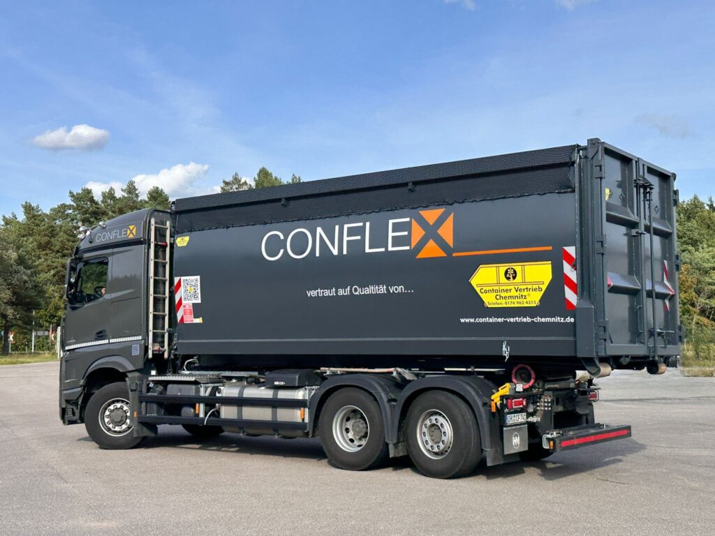 Abrollcontainer Eco spantenlos spantenfrei Löwe Container 